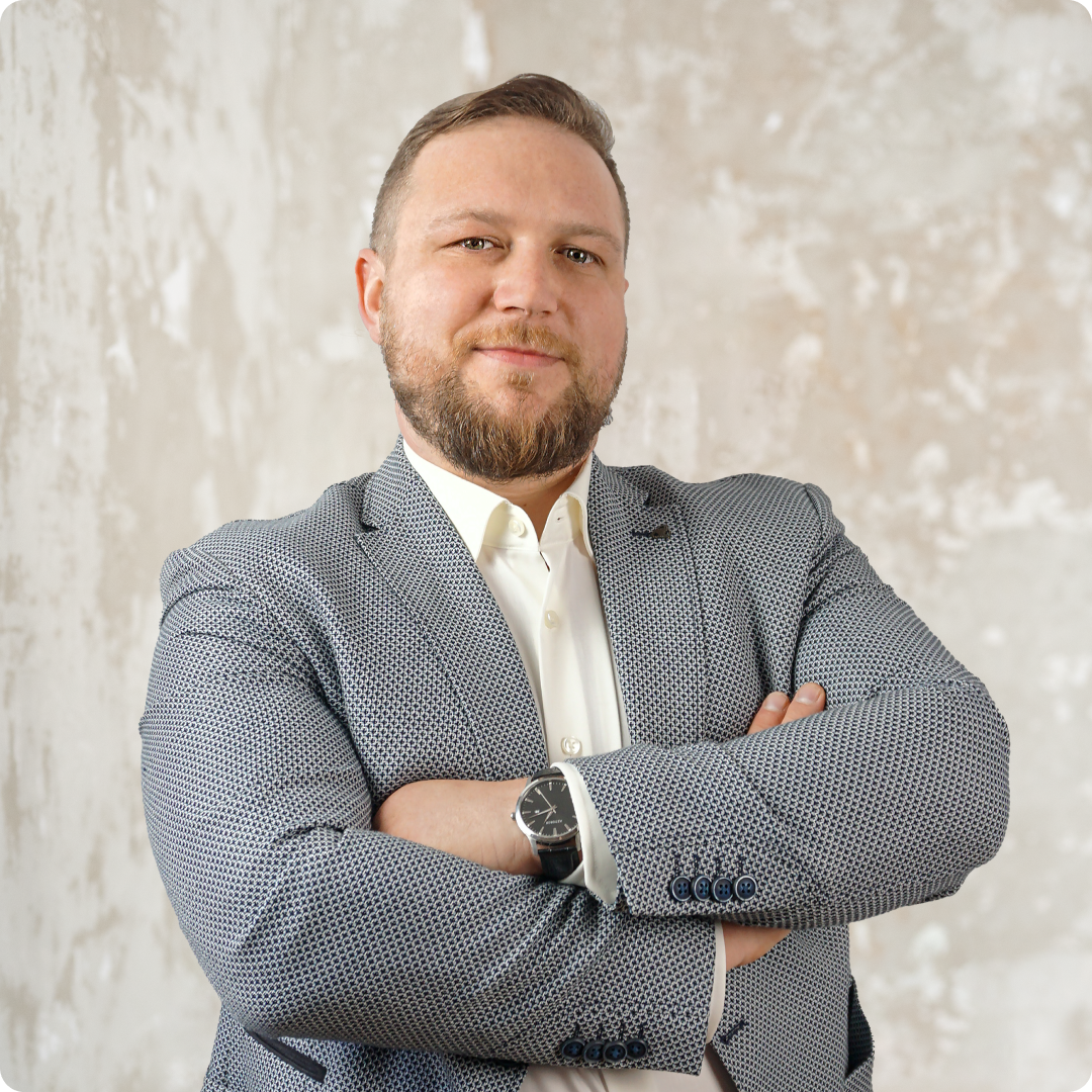 Mateusz Cichosz Sales & Marketing Consultant