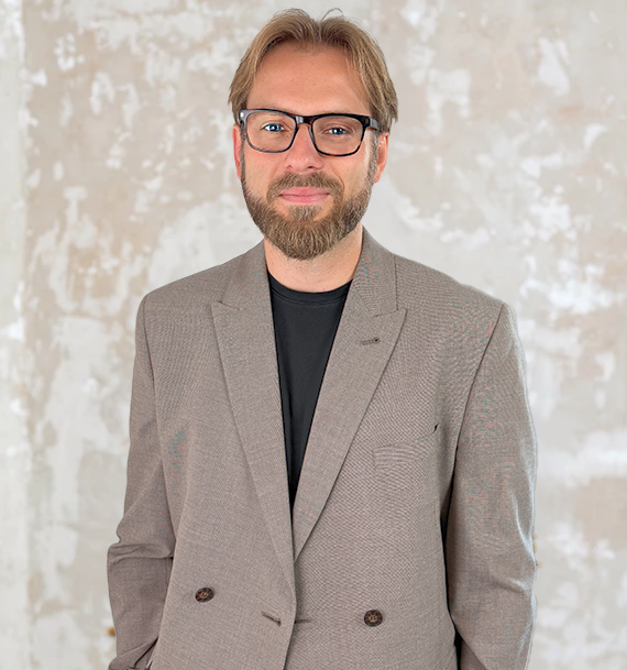 Michał Gustowski Head of Project Management