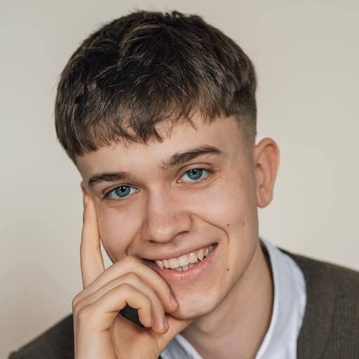 Hugo Zborowski Business Development & Project Manager w Mood UP